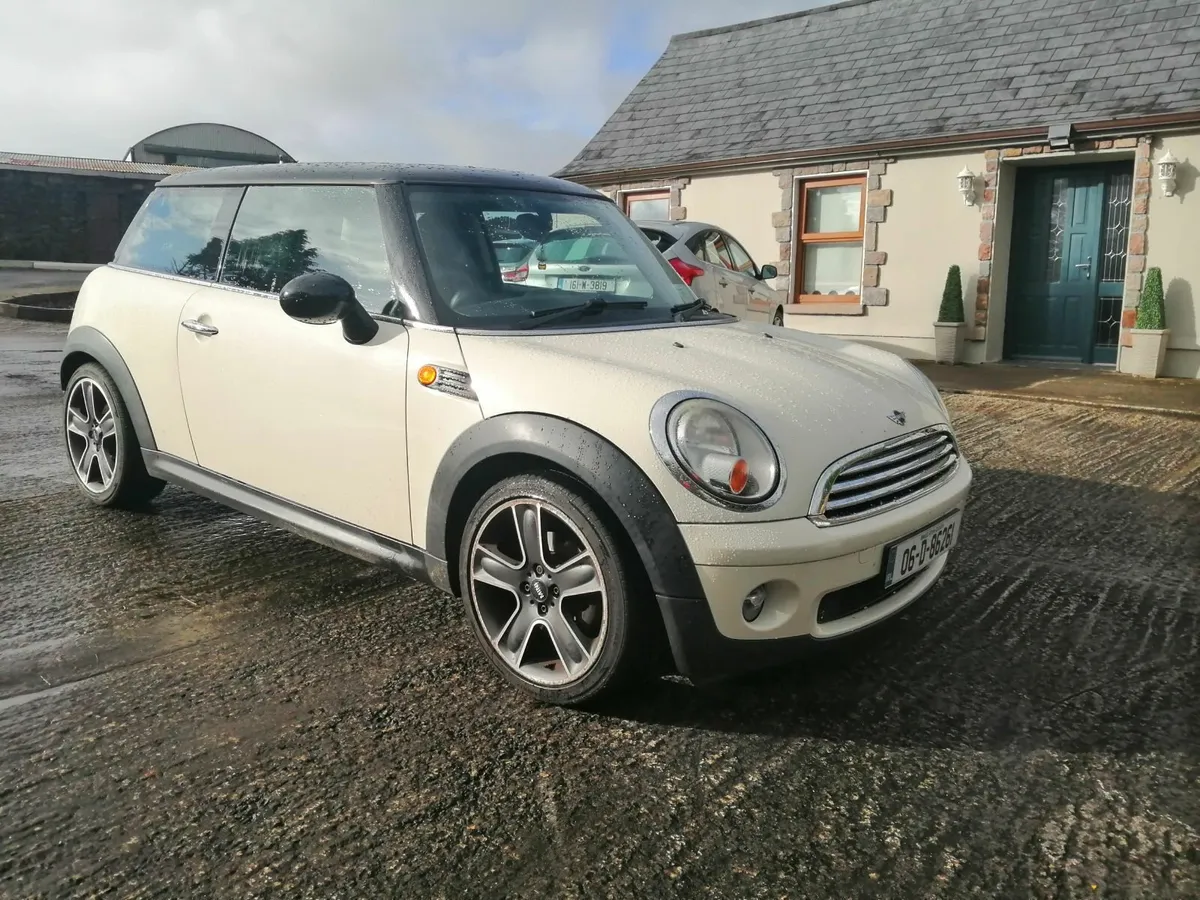 Mini Cooper 2006 - Image 2
