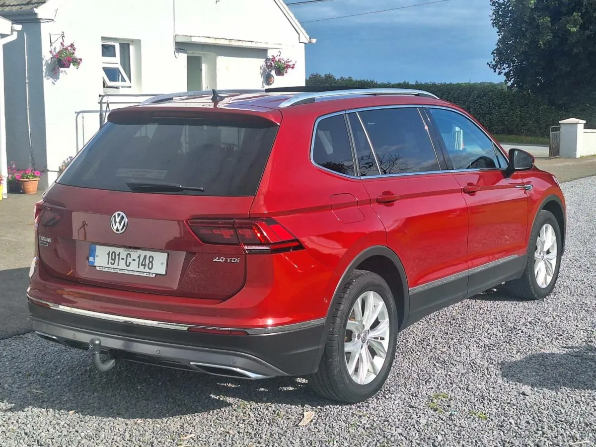 Volkswagen tiguan allspace - Image 3