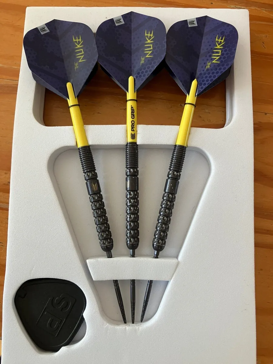 Luke Littler 23g Gen 1 Darts - Image 3