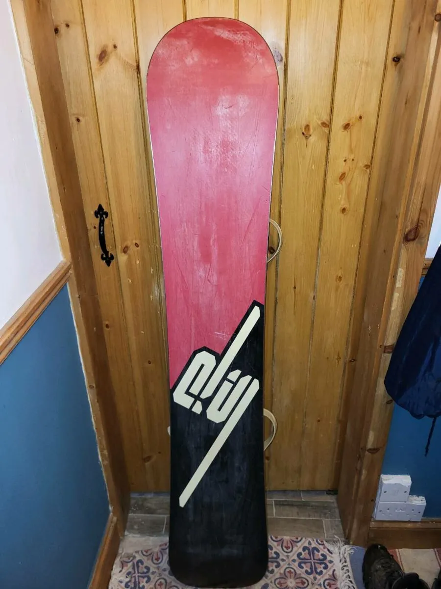 Snowboard - Image 4