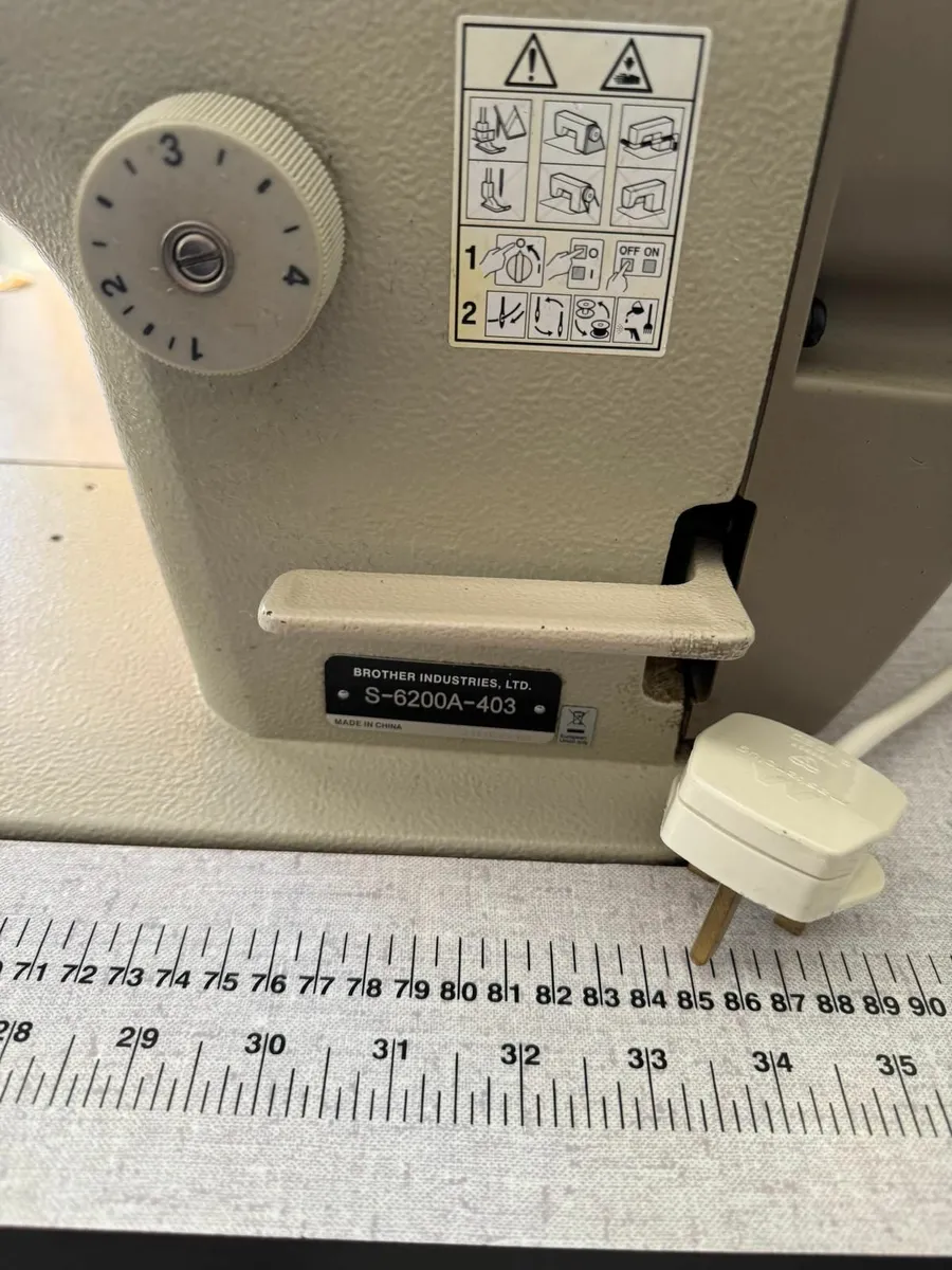 Overlocker sewing machine, Flat sewing machine - Image 4