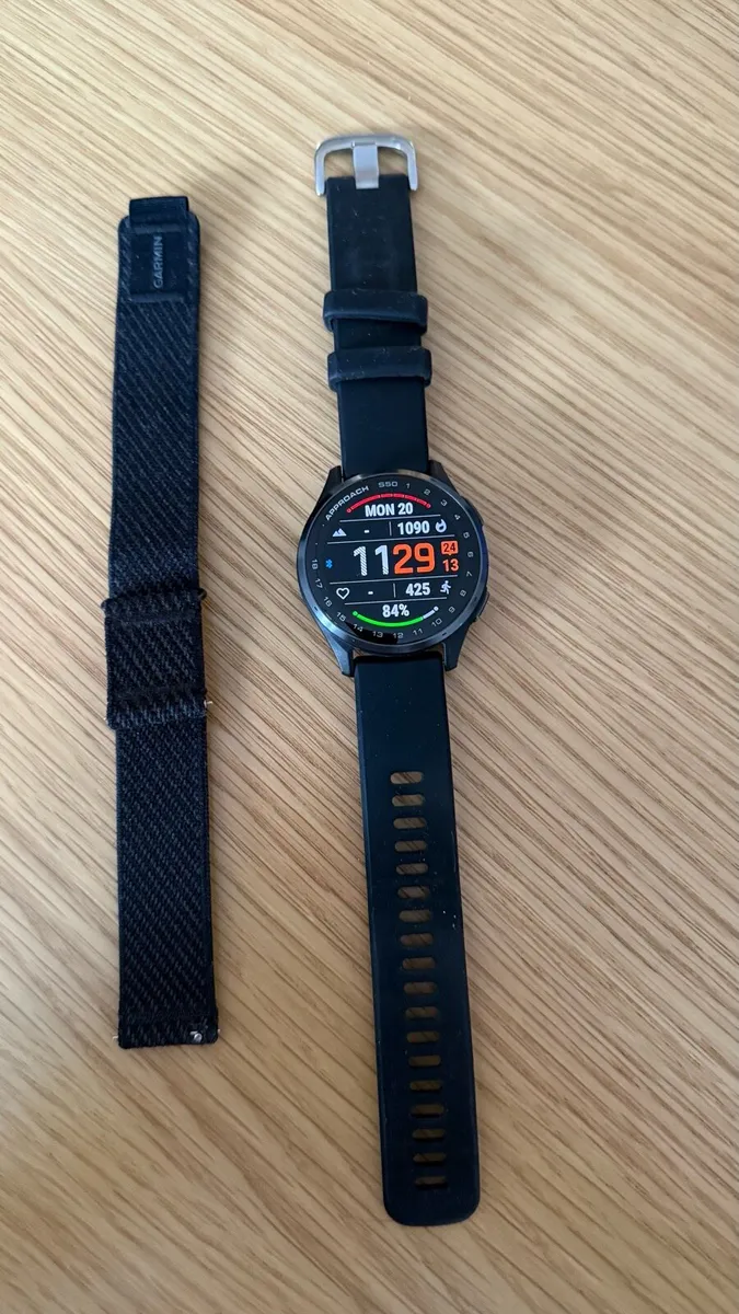 Garmin s50 golf gps watch - Image 1