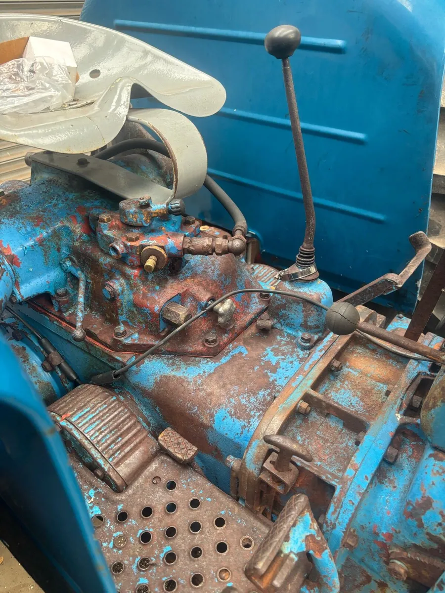 Fordson major 4-Wheel drive - Image 4