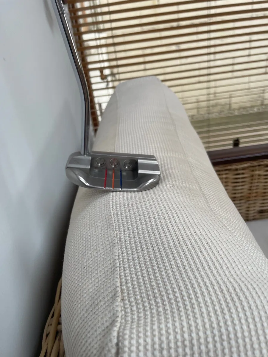 Scotty  Cameron California Fastback Putter. - Image 2