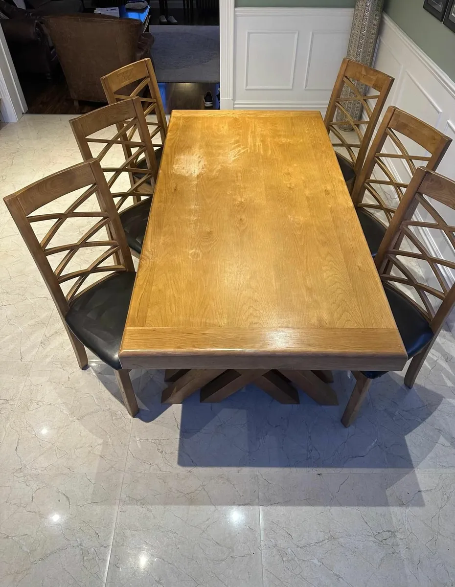 Kitchen Table and chairs - Image 1