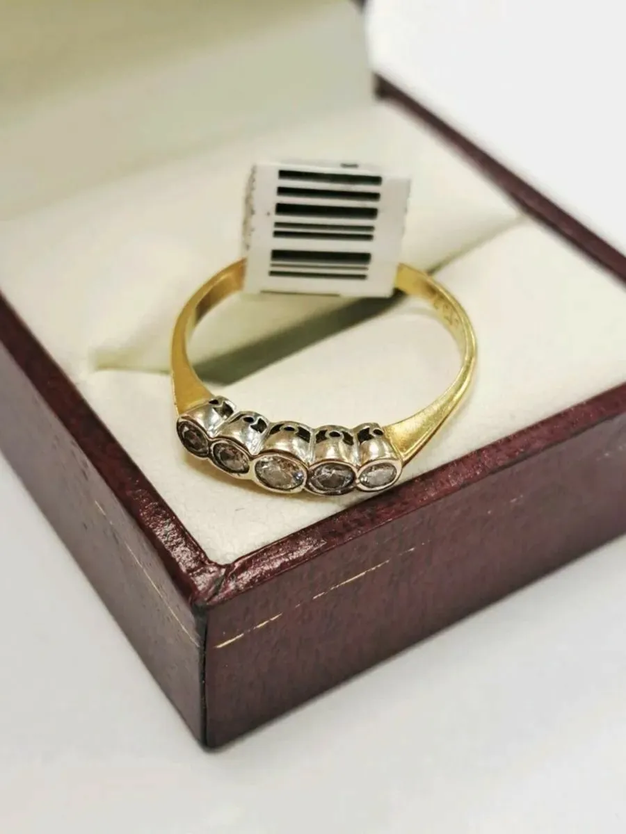 18K Gold Diamond Ring 18Ct - Image 2