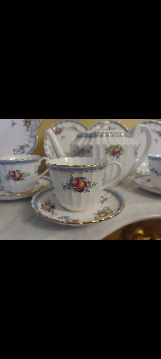 SPODE TRAPNELL SPRAYS - Image 1
