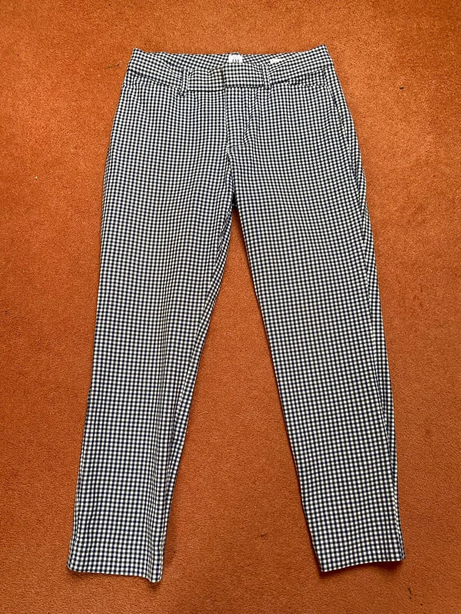 GAP ankle length fitted trousers - Image 2