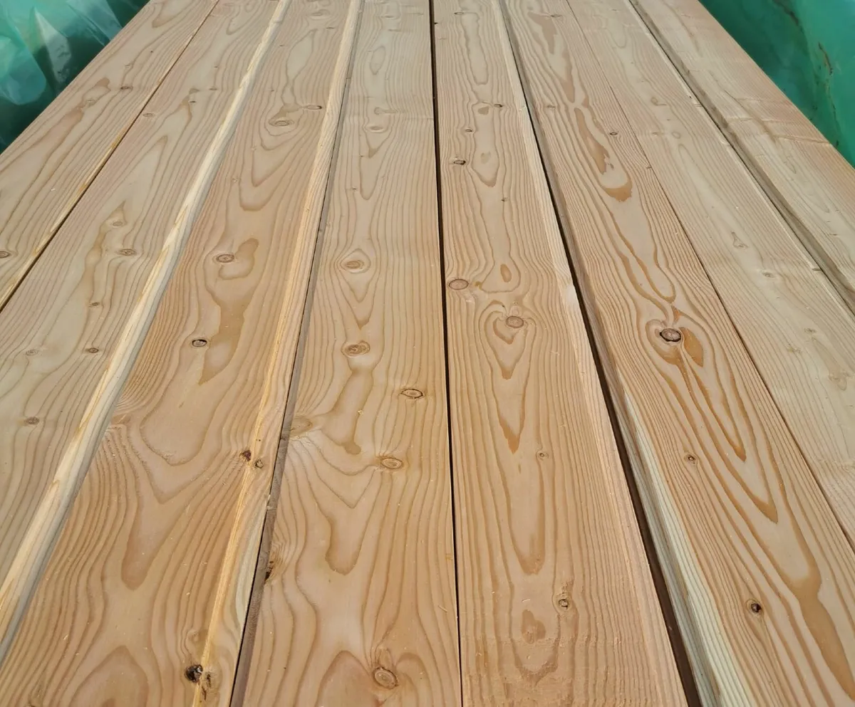 Larch Cladding - Shadow-Gap 140x20mm - Image 2