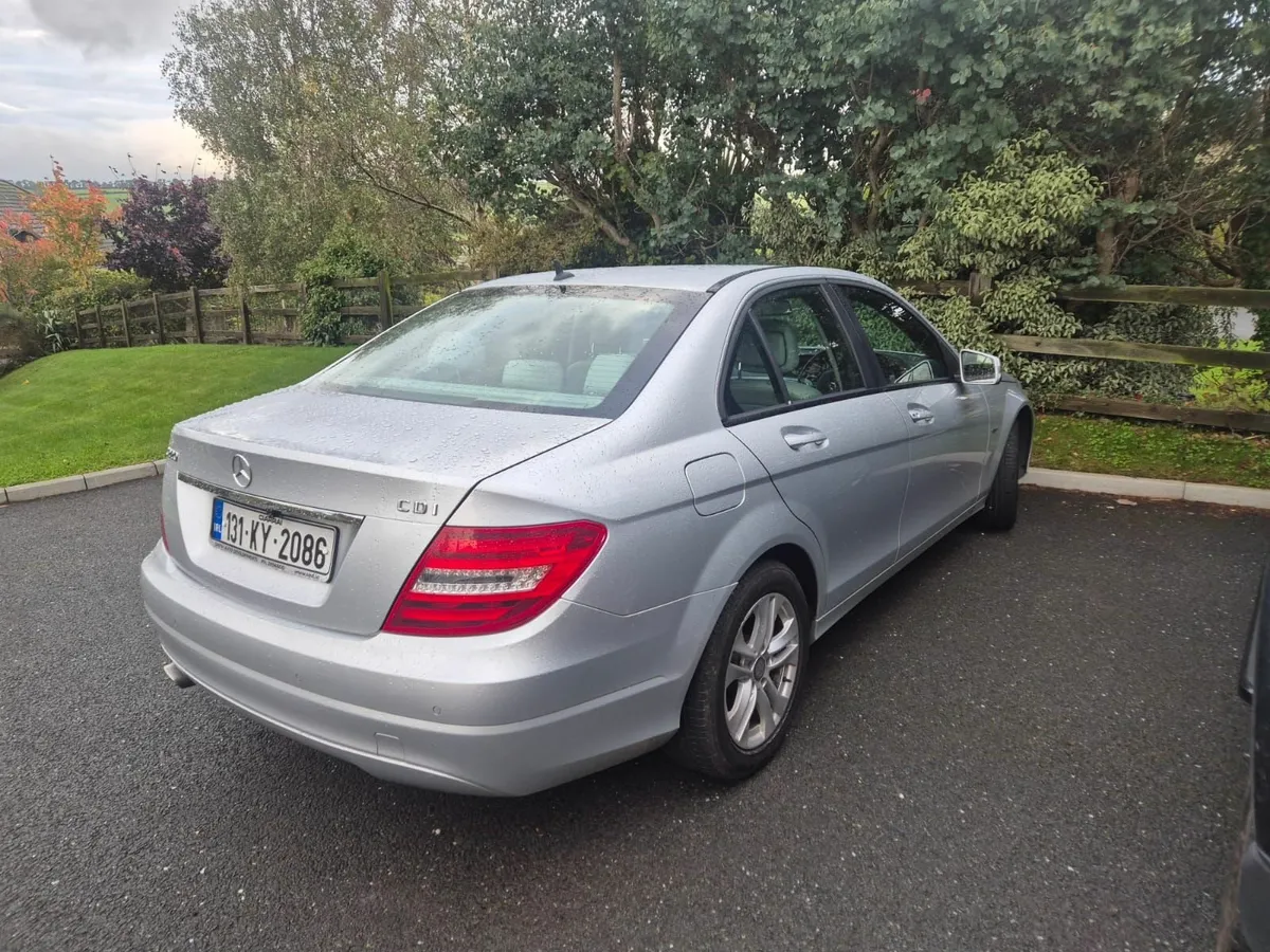 Mercedes-Benz C-Class 2013 - Image 3