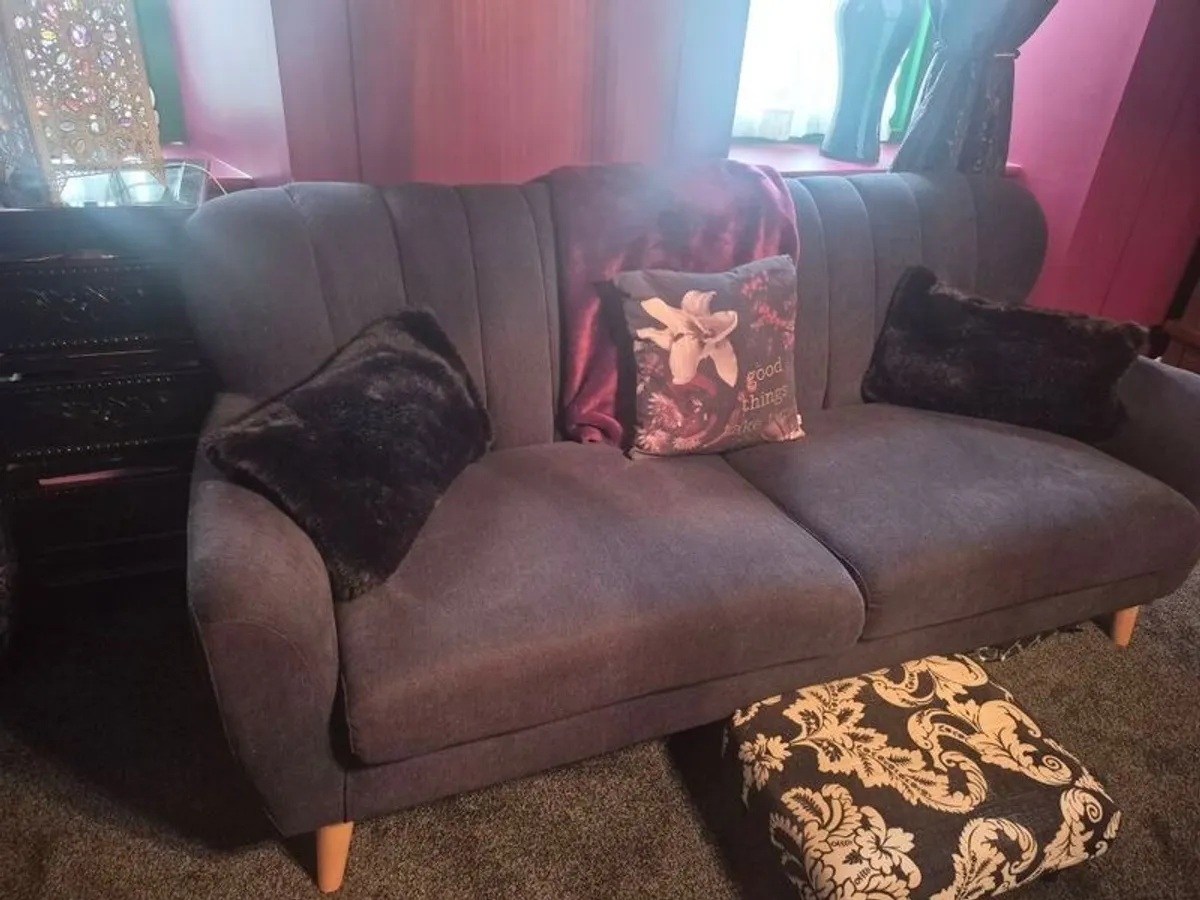 gray sofa - Image 3