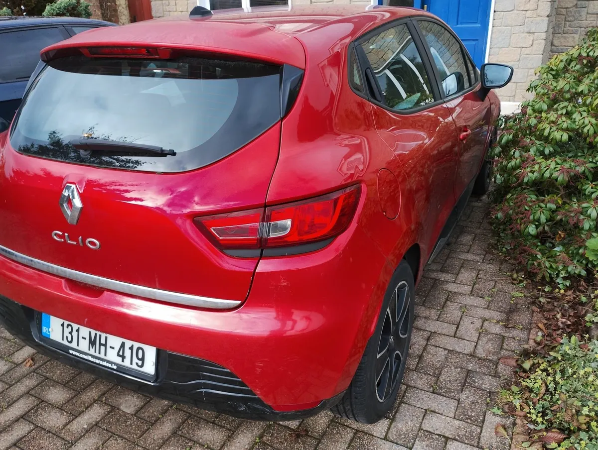 Renault Clio 2013 - Image 2