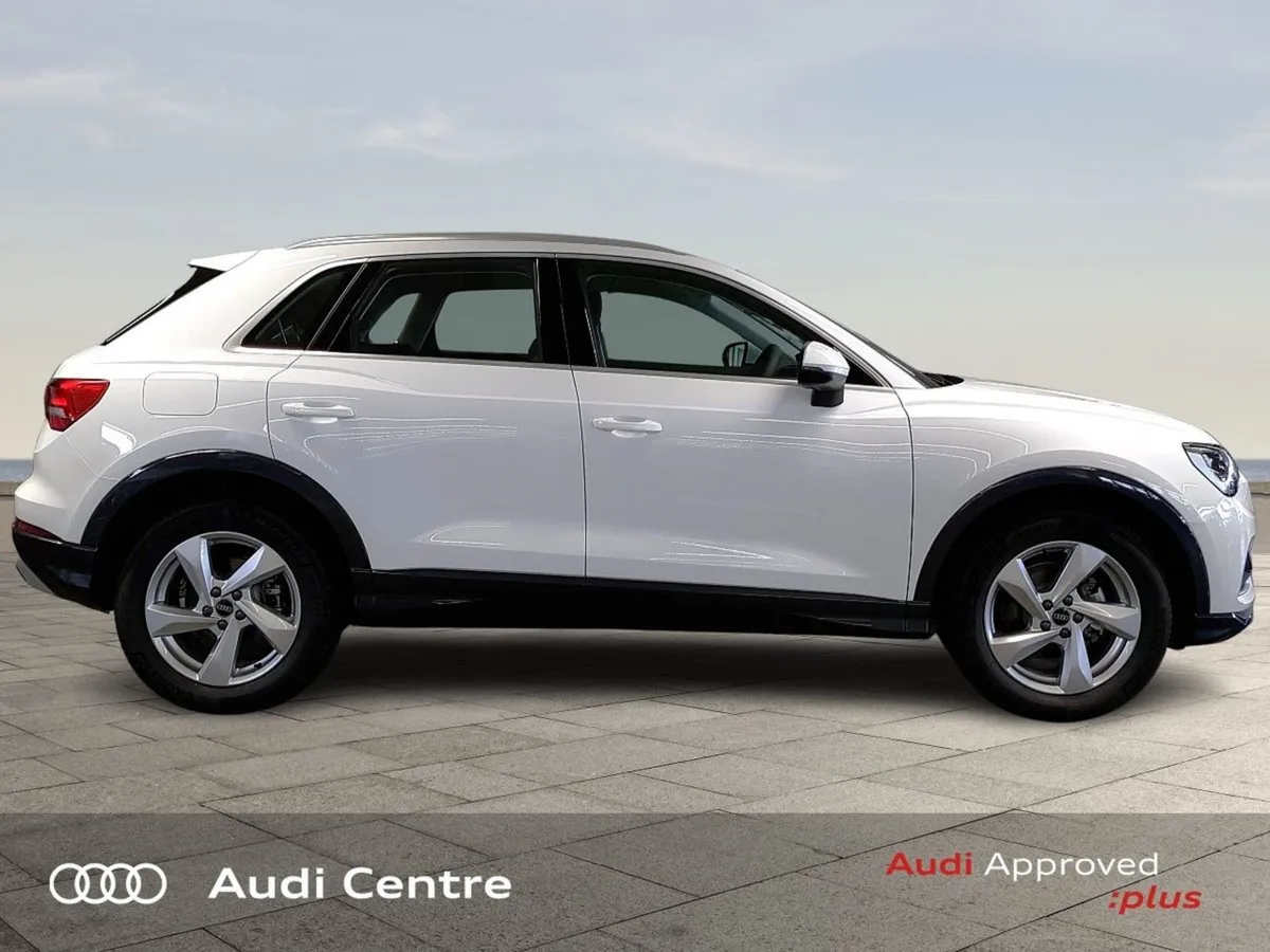 Audi Q3 35 TDI 150HP S Tronic SE - Image 3