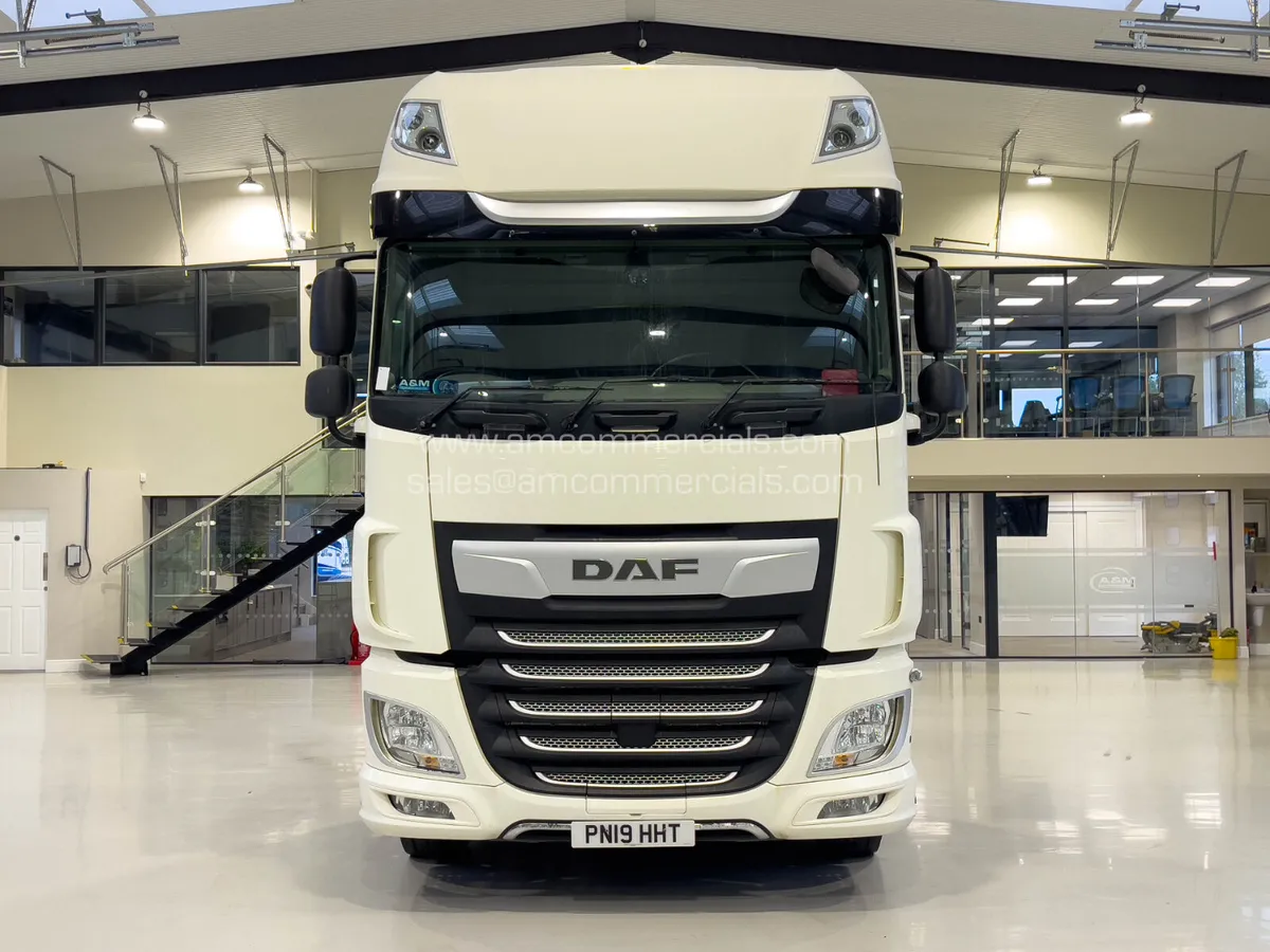 2019 (19) DAF XF480 6X2 MIDLIFT SUPERSPACE - Image 2