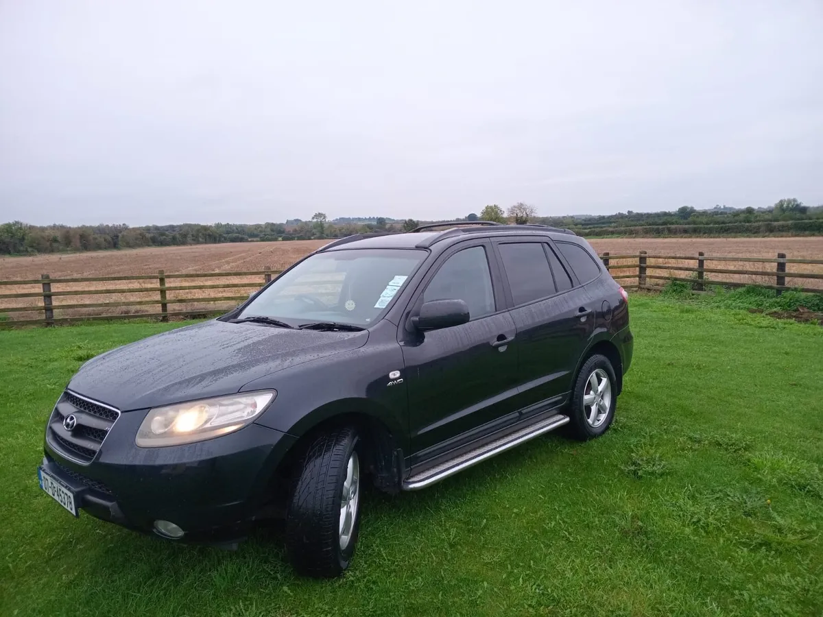 Hyundai Santa Re 2007 Commercial - Image 2