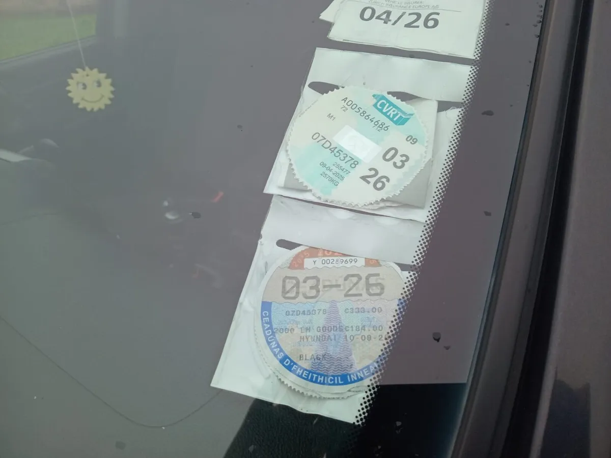 Hyundai Santa Re 2007 Commercial - Image 3