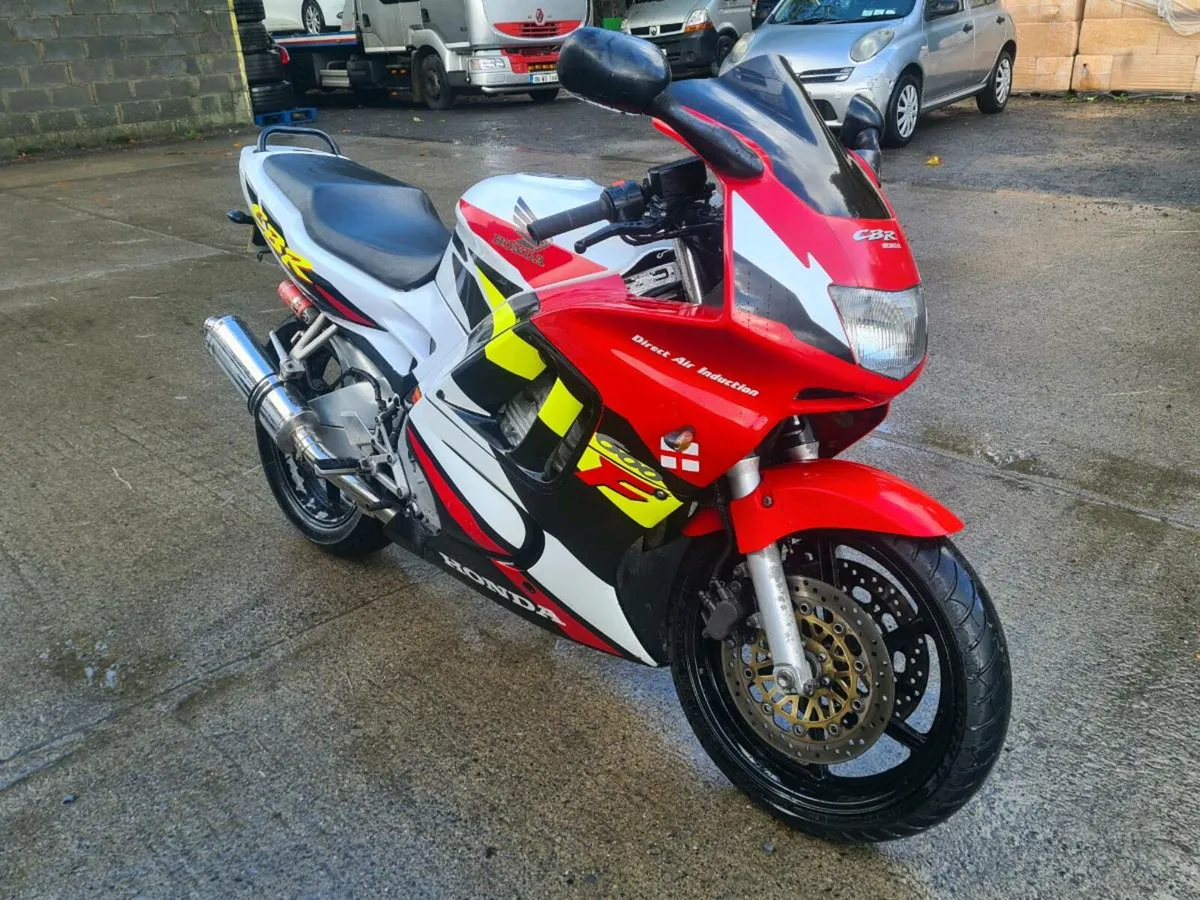 Honda cbr 600 - Image 1