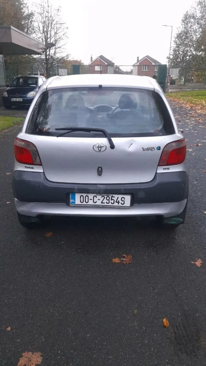 Toyota yaris - Image 3