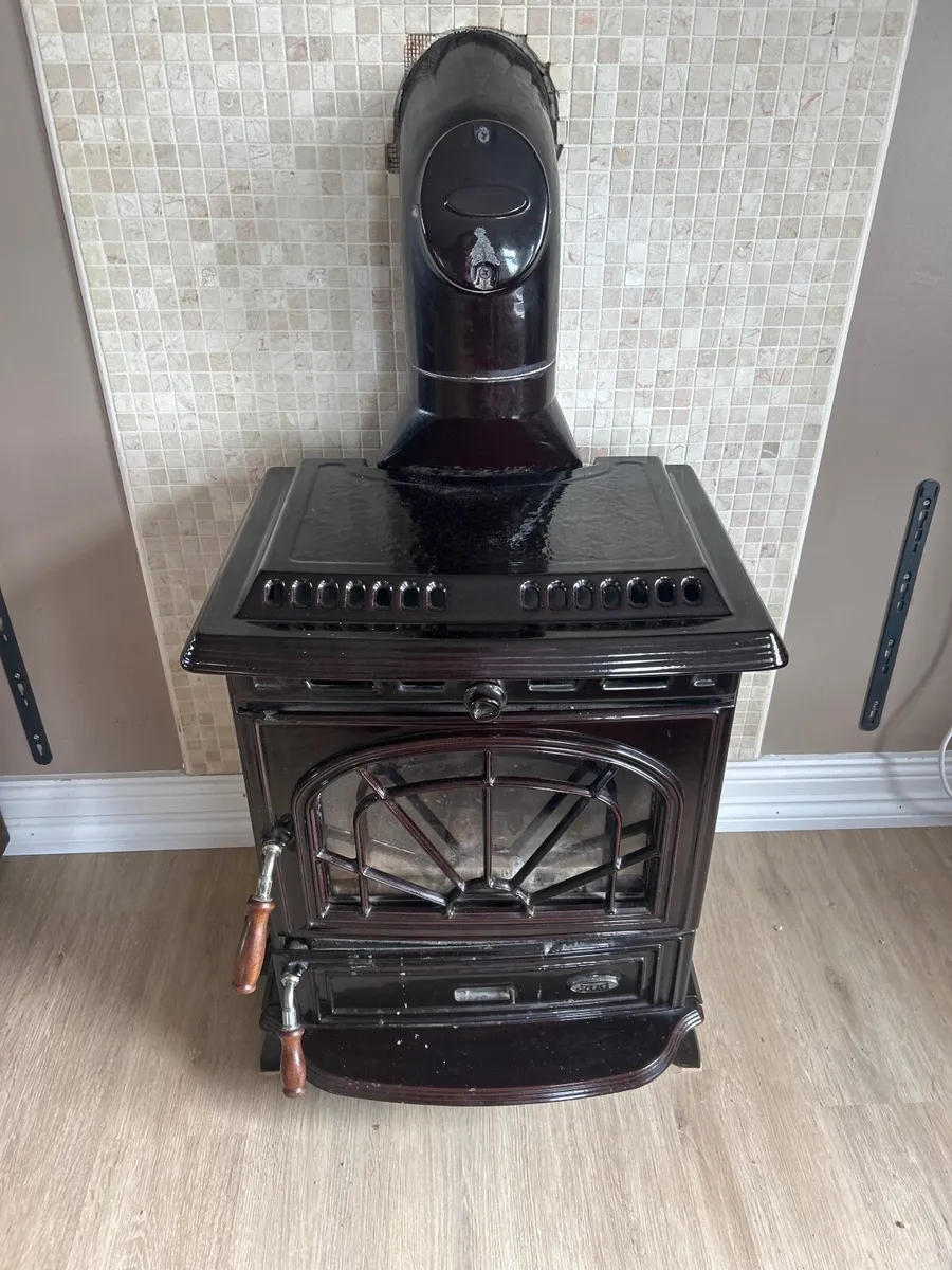 Stove - Image 1