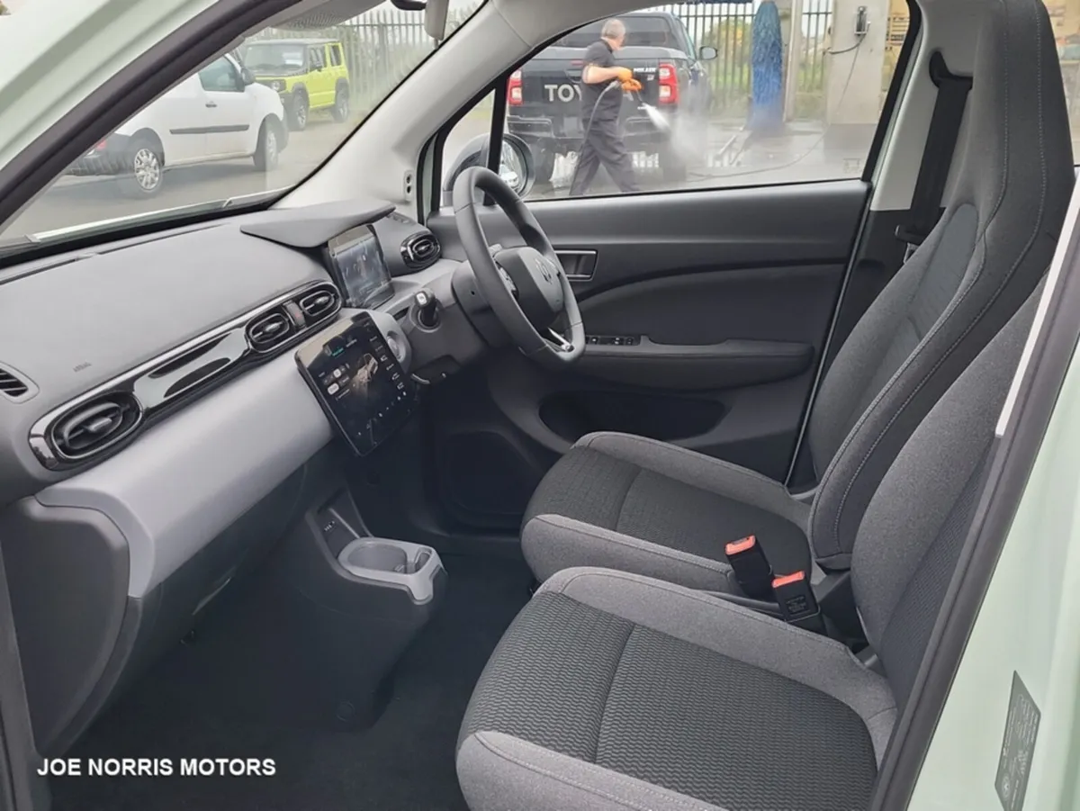 Leapmotor T03 95 HP 37.3 kWh EV - Image 3