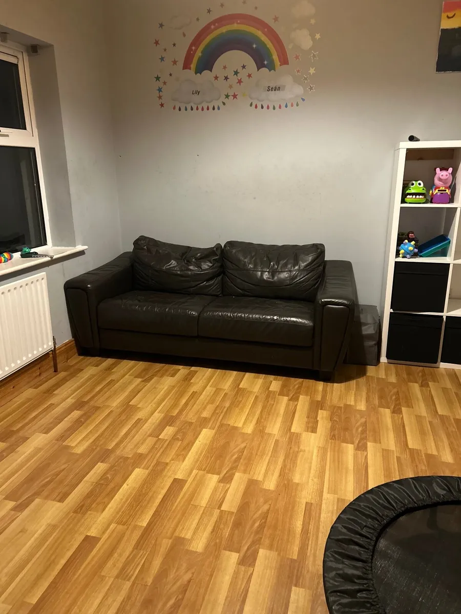 Suite of furniture 2/1/1 - Image 1