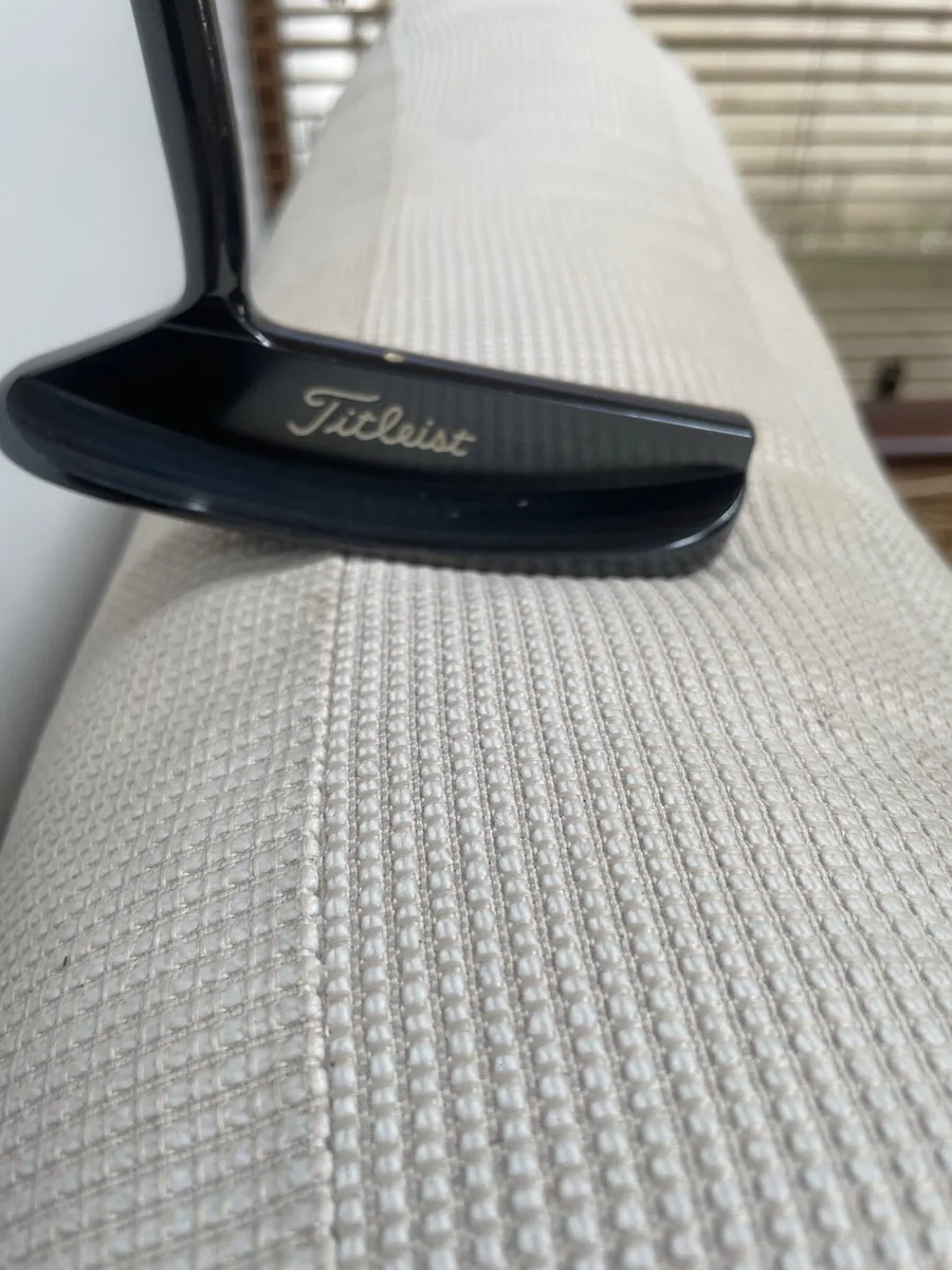 Scotty Cameron Coronado by Titleist putter 34 inch - Image 2