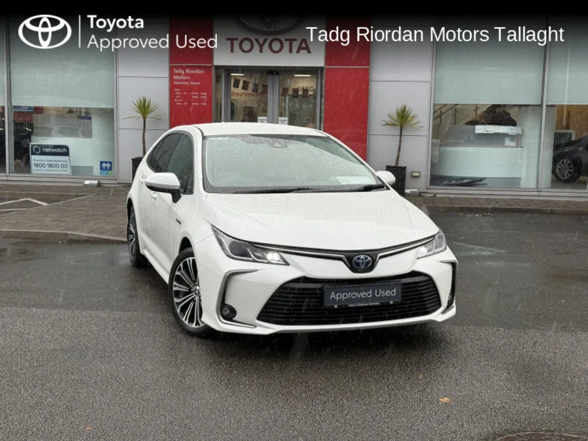 Toyota Corolla HYBRID LUNA SPORT - Image 1