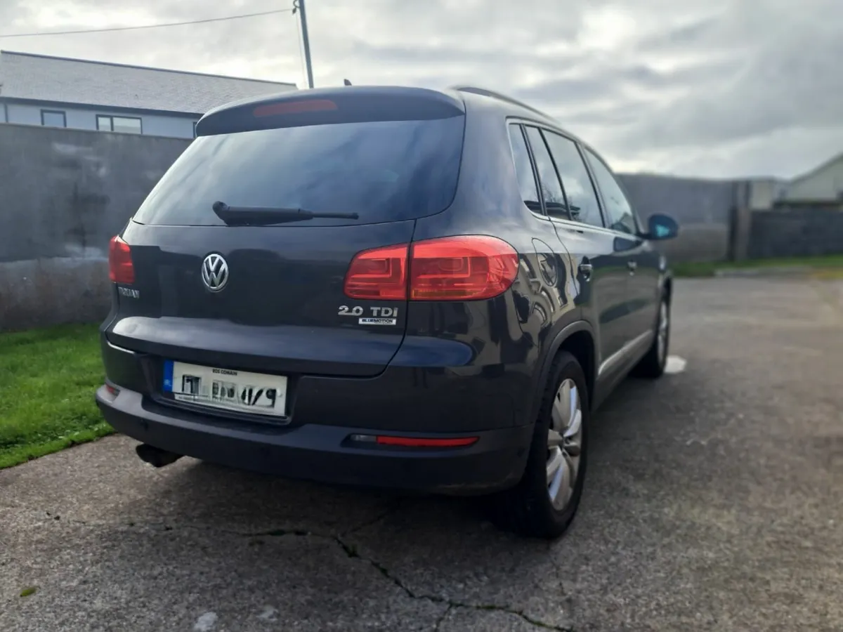 Volkswagen Tiguan 2015 - Image 2