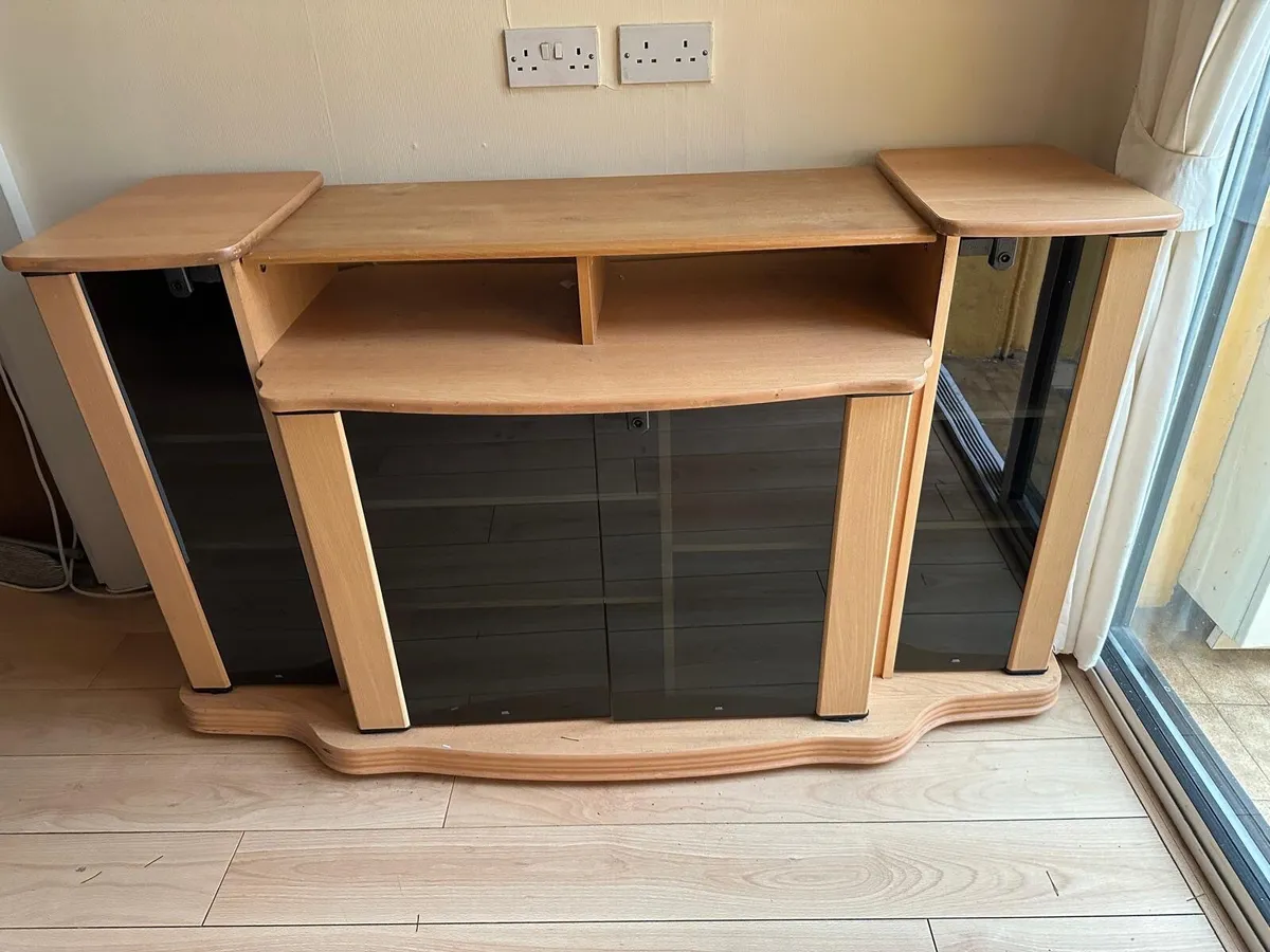 TV Unit - Image 3