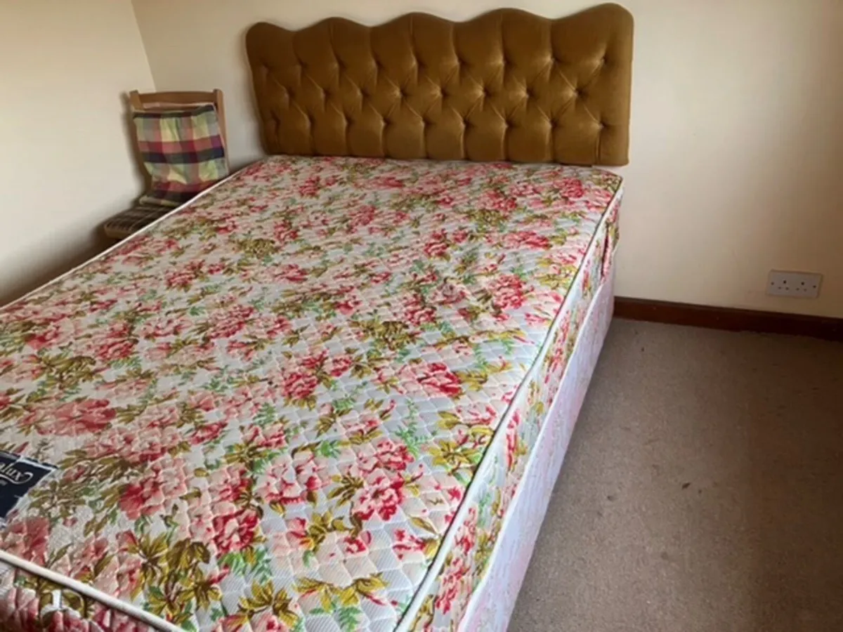 double bed and double mattress - Image 4