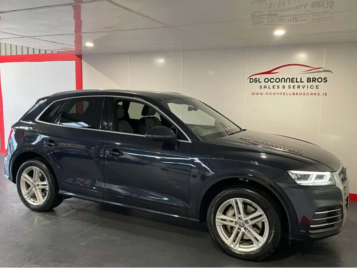 Audi Q5 S LINE 50 TFSI E QUATTRO - Image 2