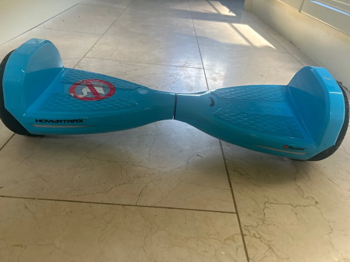 Razor Hovertrax - Image 1