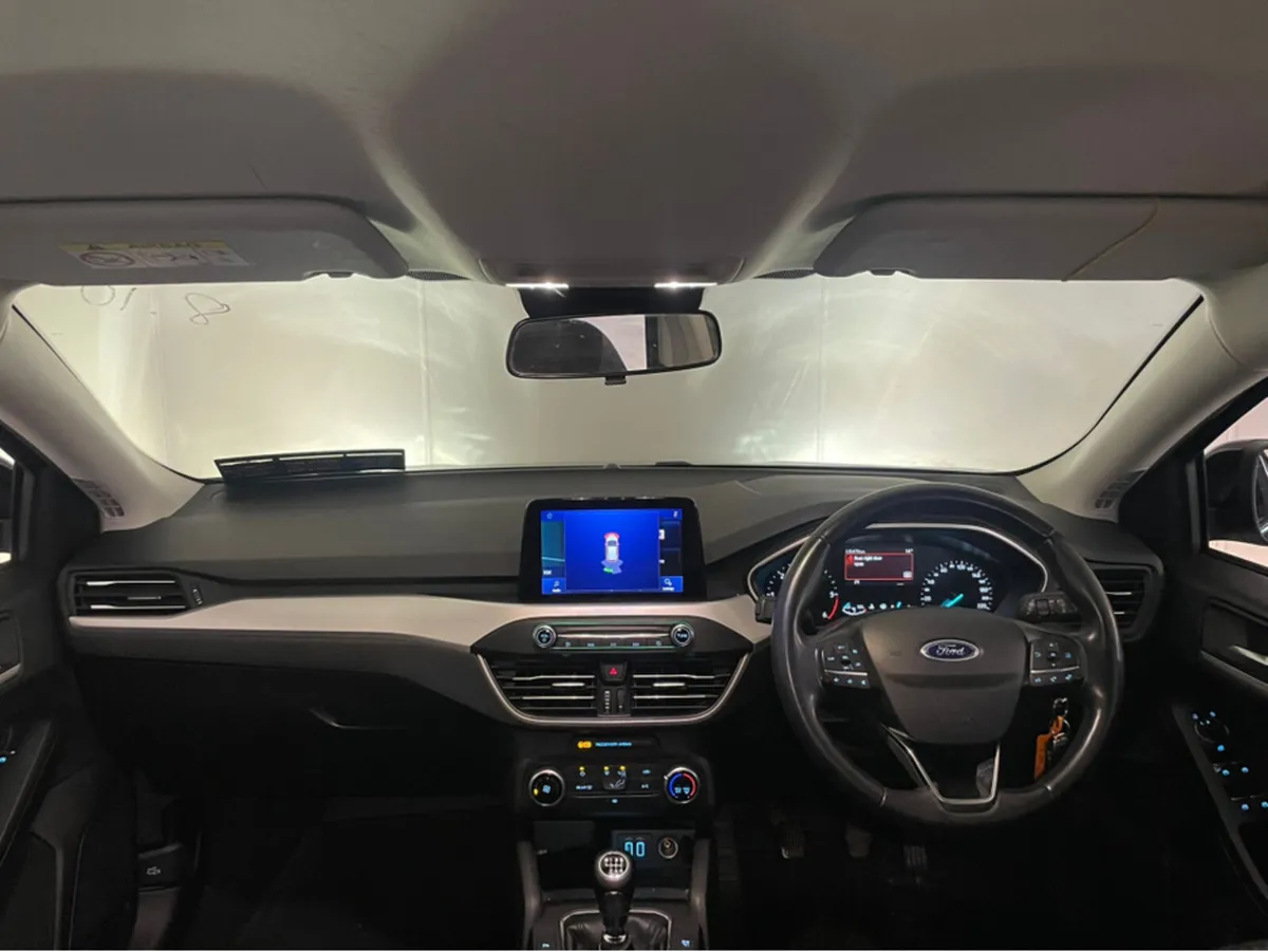 Ford Focus ZETEC EDITION 1.5 TD 120 M M6 4DR - Image 3