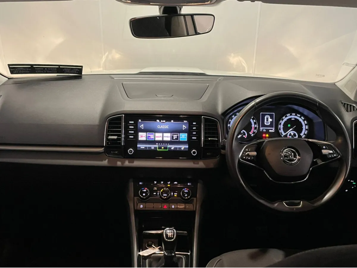 Skoda Karoq AMBITION 2.0 TDI 115HP 5DR - Image 3