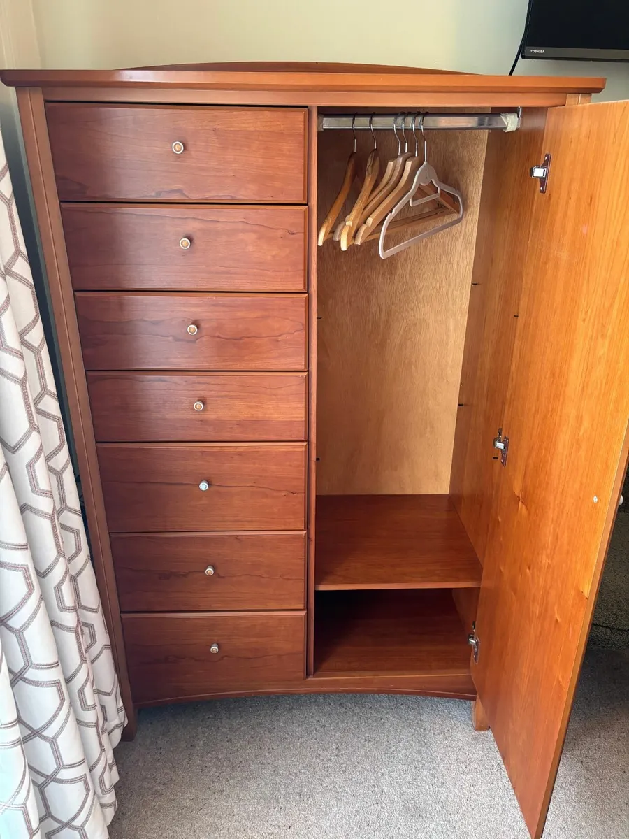 Lots of furniture - Image 4