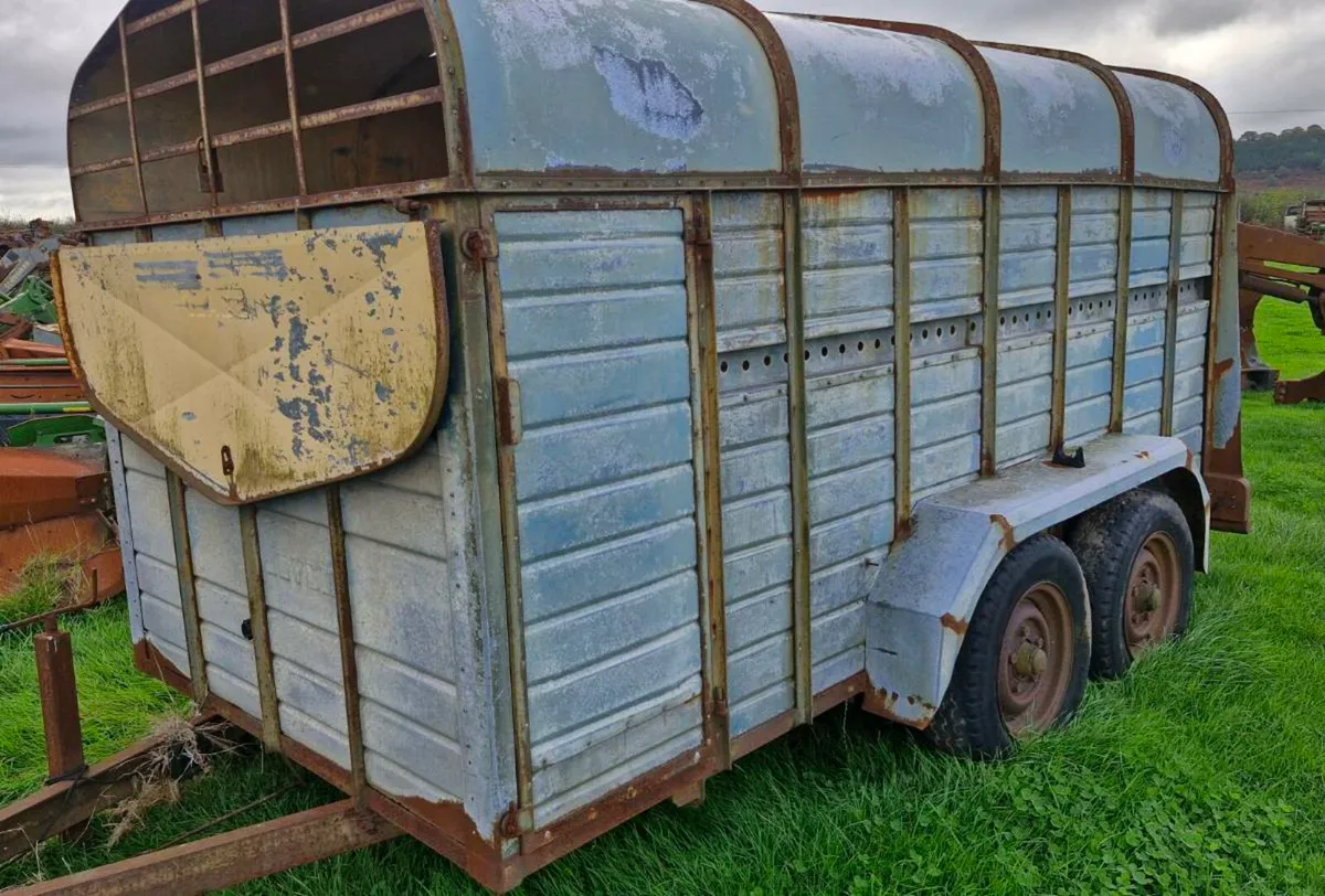 Cattle Trailer - Image 1
