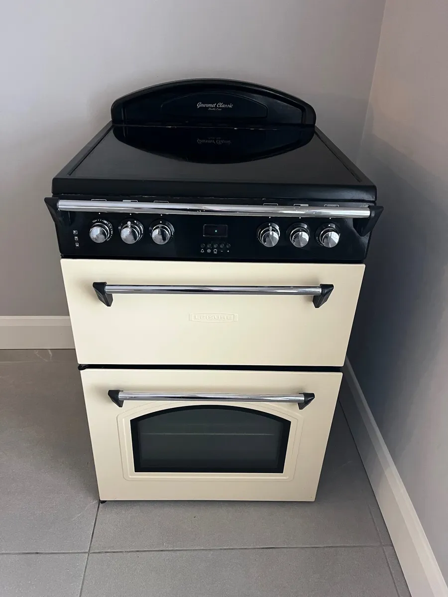Leisure 60cm wide cooker - Image 1