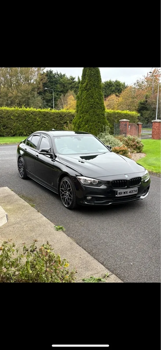BMW 3 series - Image 1