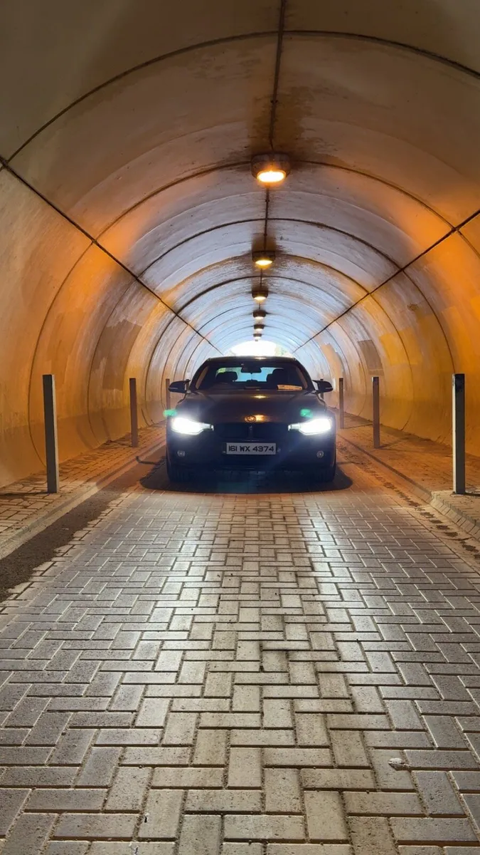 BMW 3 series - Image 2