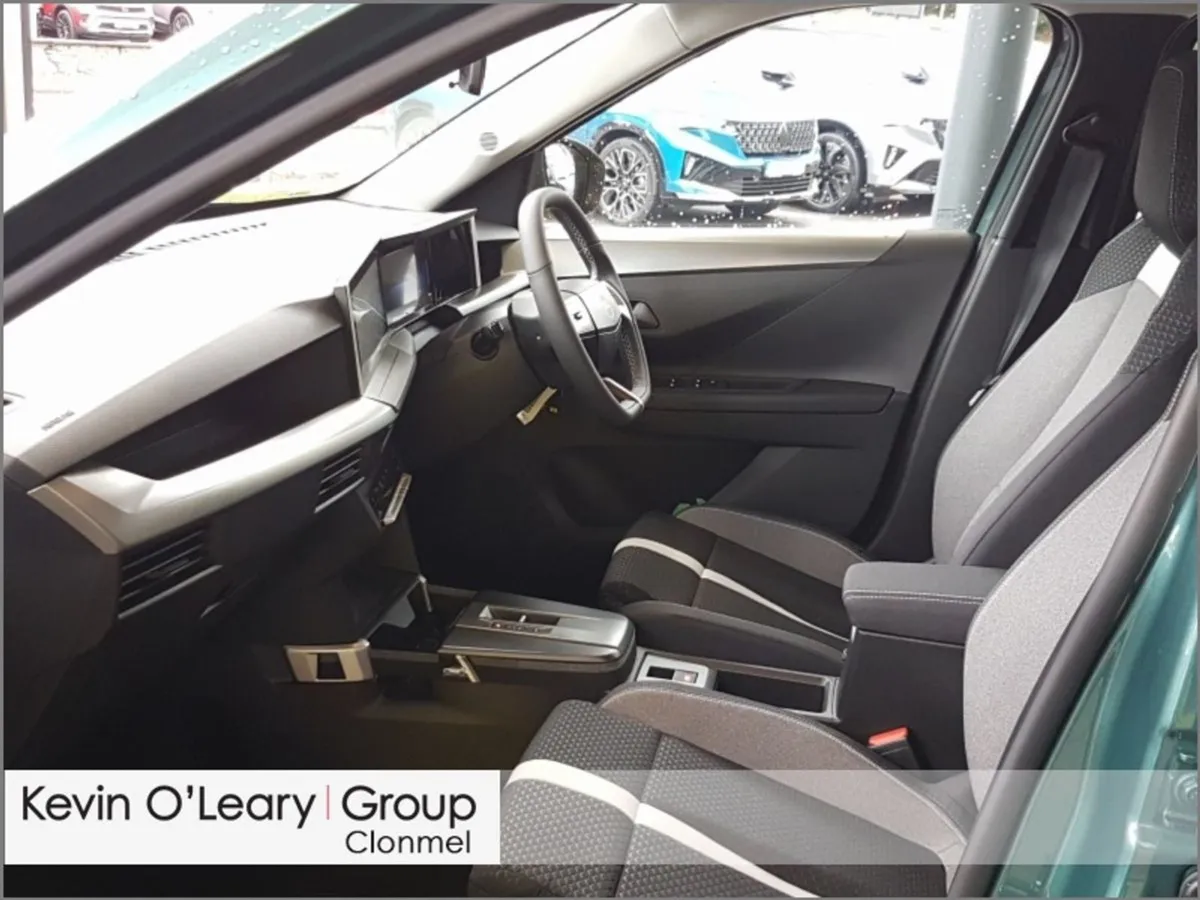 Opel Frontera Hybrid Elegance 1.2 100hp Automatic - Image 4