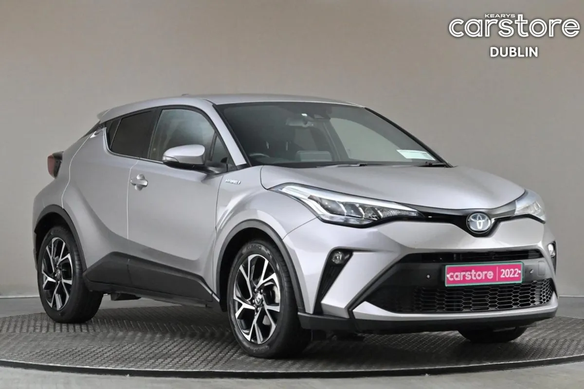 Toyota C-HR 1.8 Hybrid Sport  reverse Cam carplay - Image 1