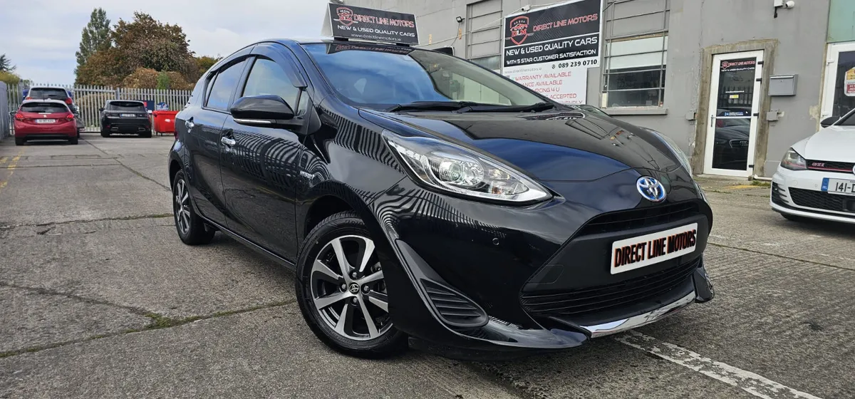 2019 (192) Toyota Aqua | Black - Image 1