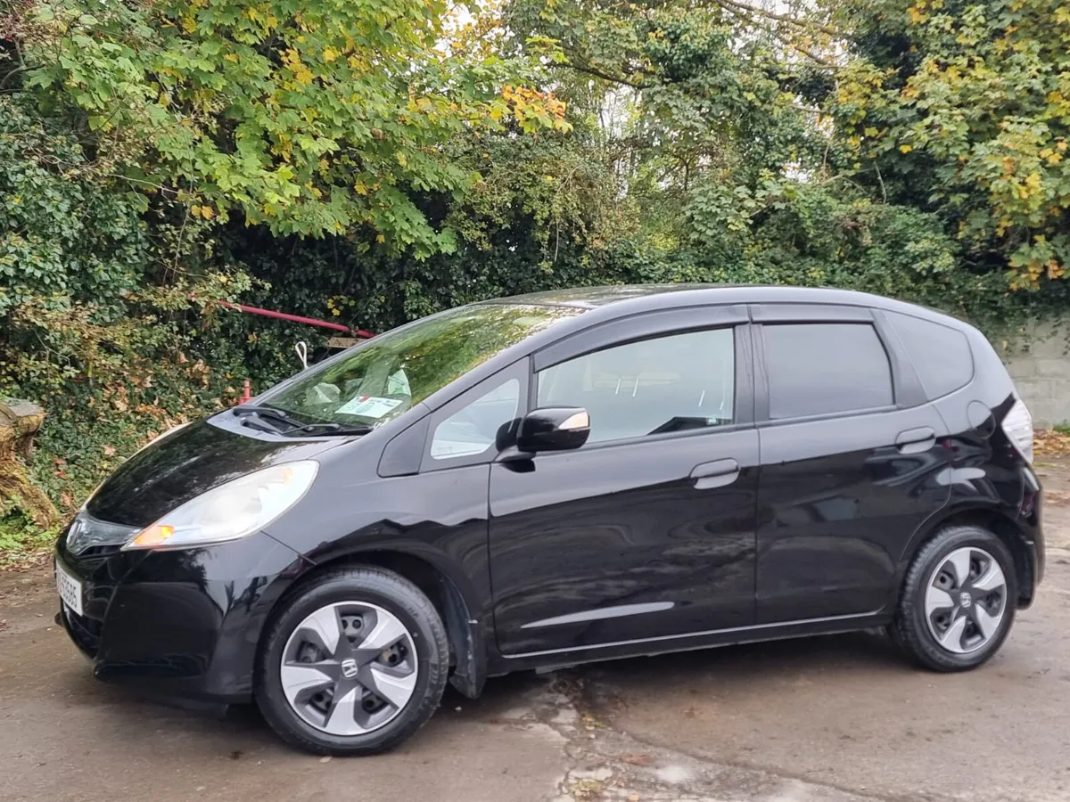 Honda Fit 2011 automatic hybrid €4990 - Image 1