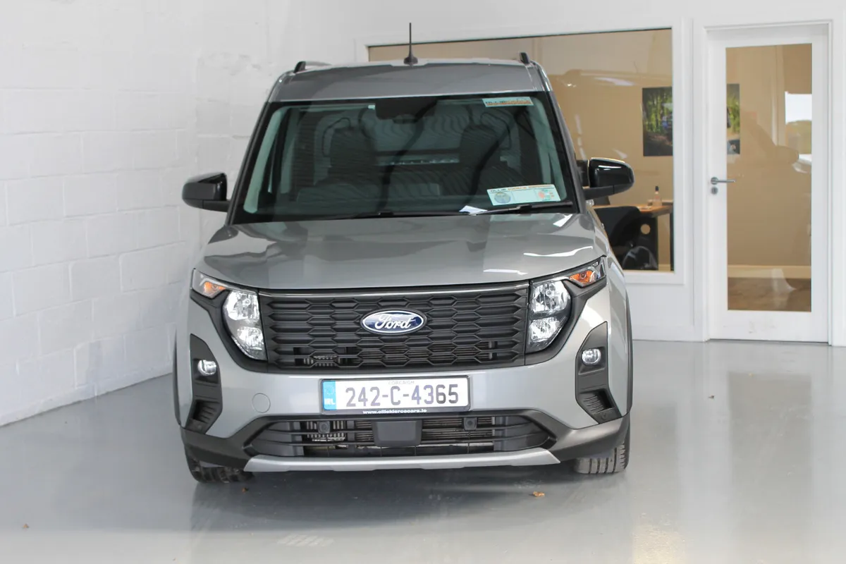 Ford Transit Courier 2024 Hi spec Low Kms - Image 3