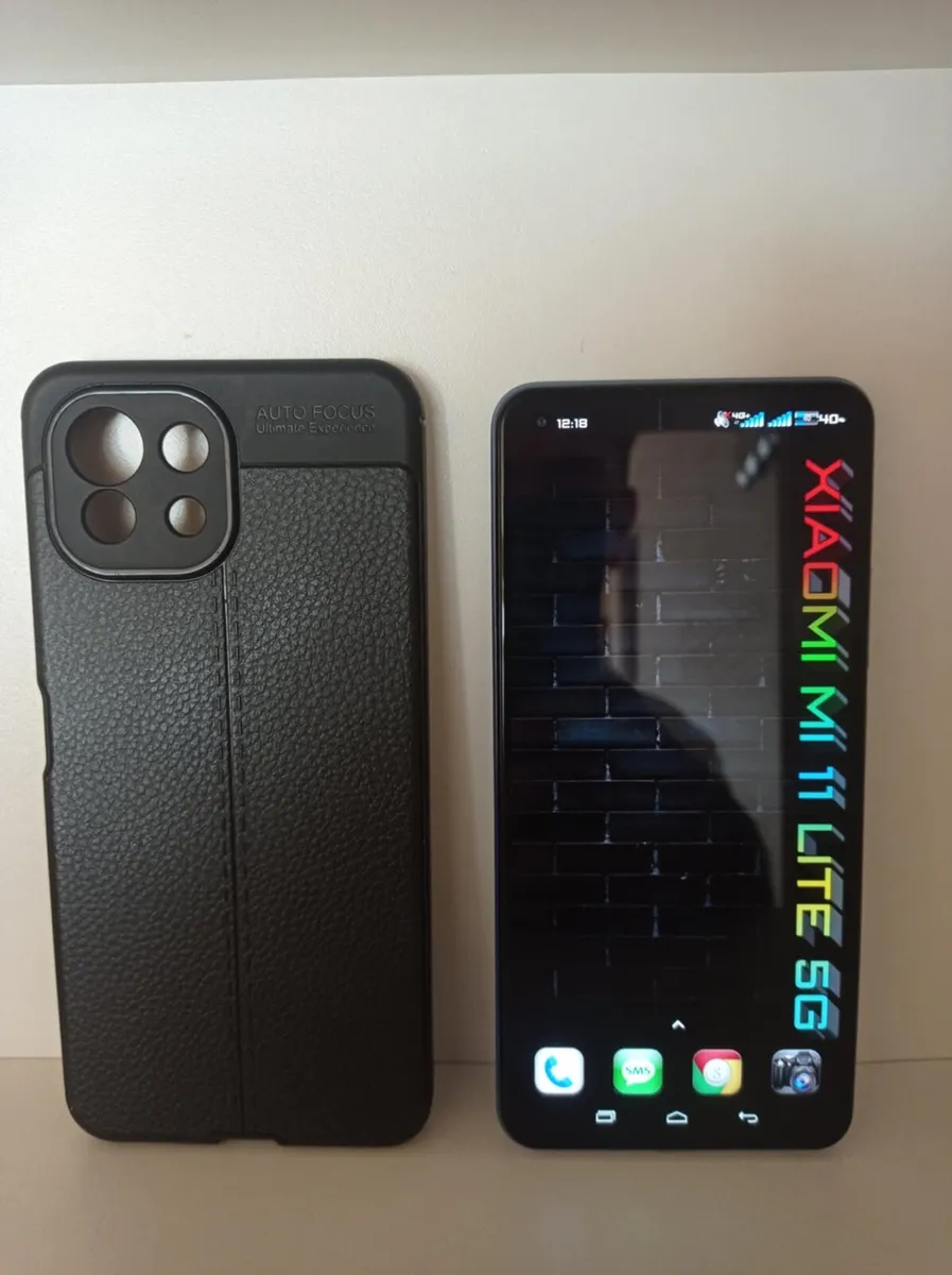 Xiaomi mi 11 lite Blue
Comes with cases box - Image 1