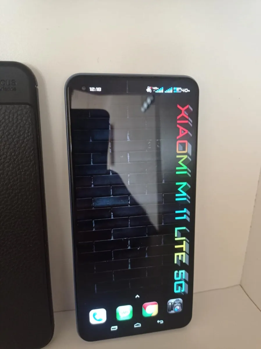 Xiaomi mi 11 lite Blue
Comes with cases box - Image 3