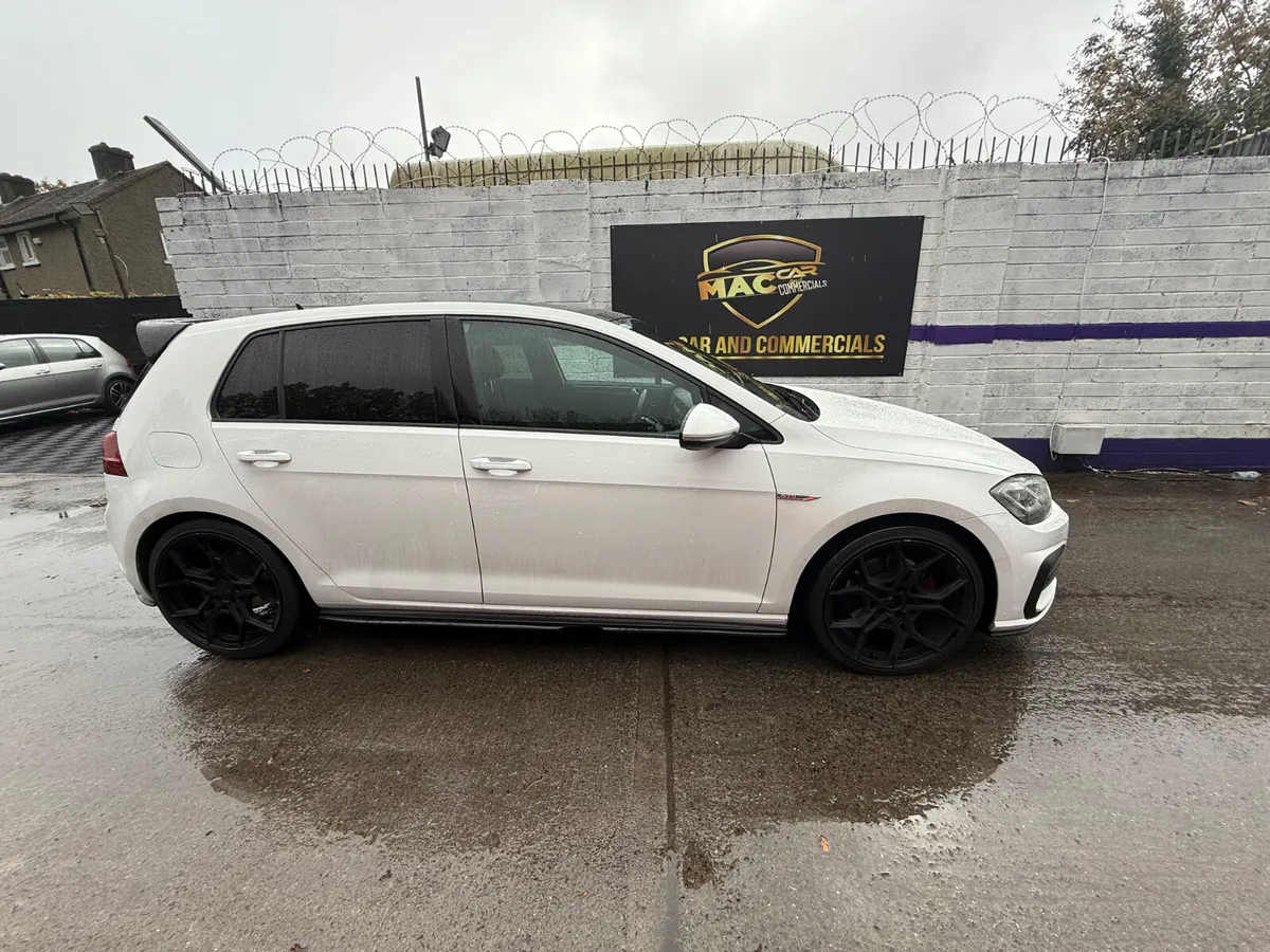 Volkswagen Golf GTD 2019 - Image 2