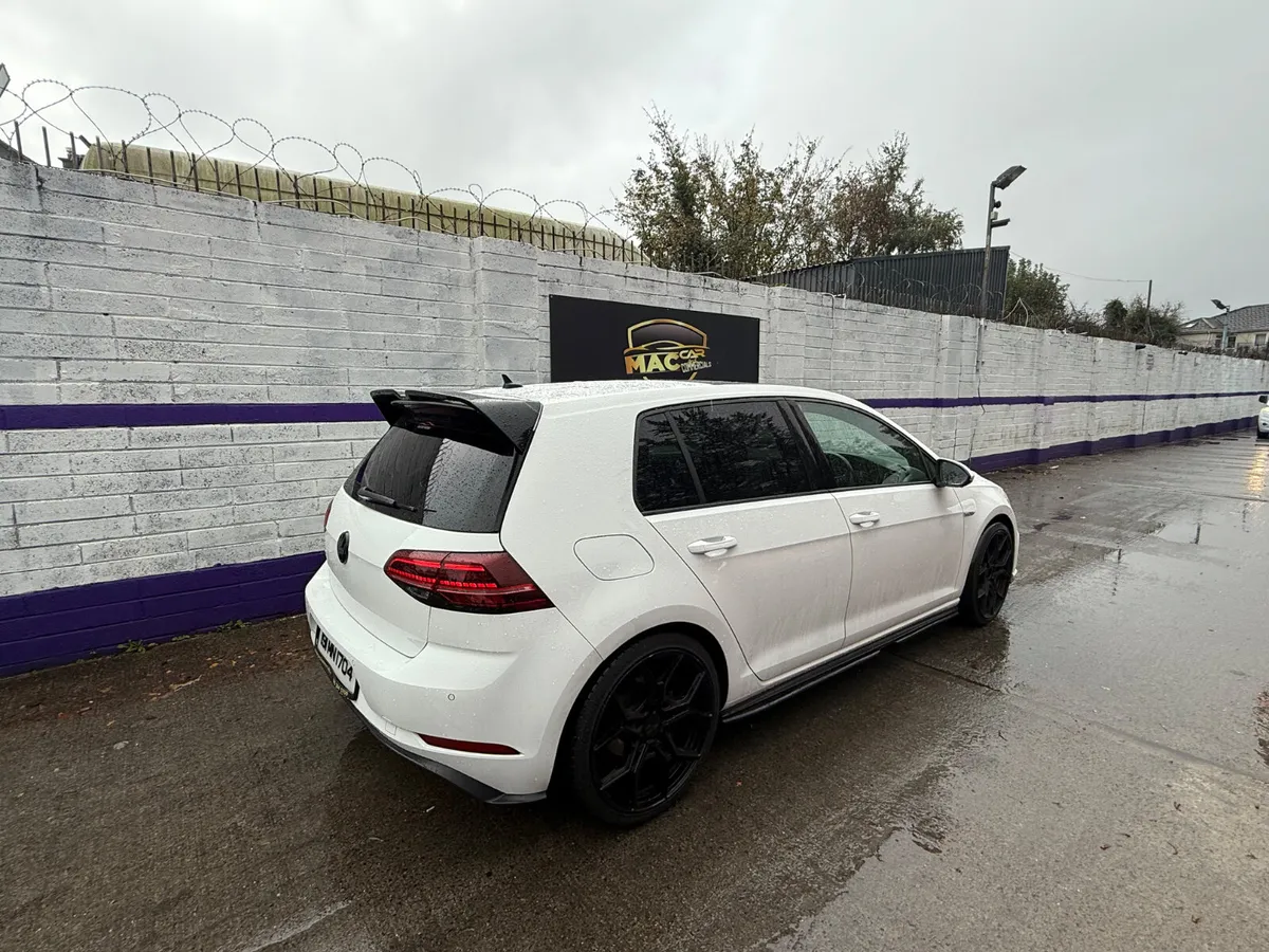 Volkswagen Golf GTD 2019 - Image 3