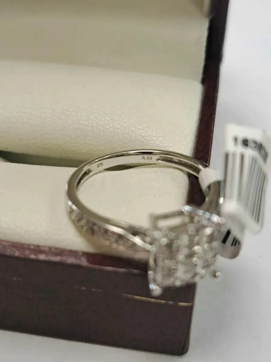 9k White Gold Diamond Ring 9Ct - Image 3