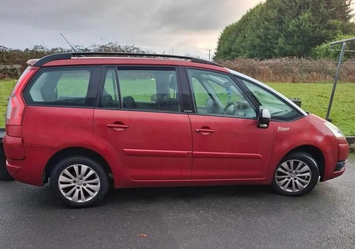 {€1350} 09 Citroen Picasso Diesel 7 Seater. MANUAL - Image 2